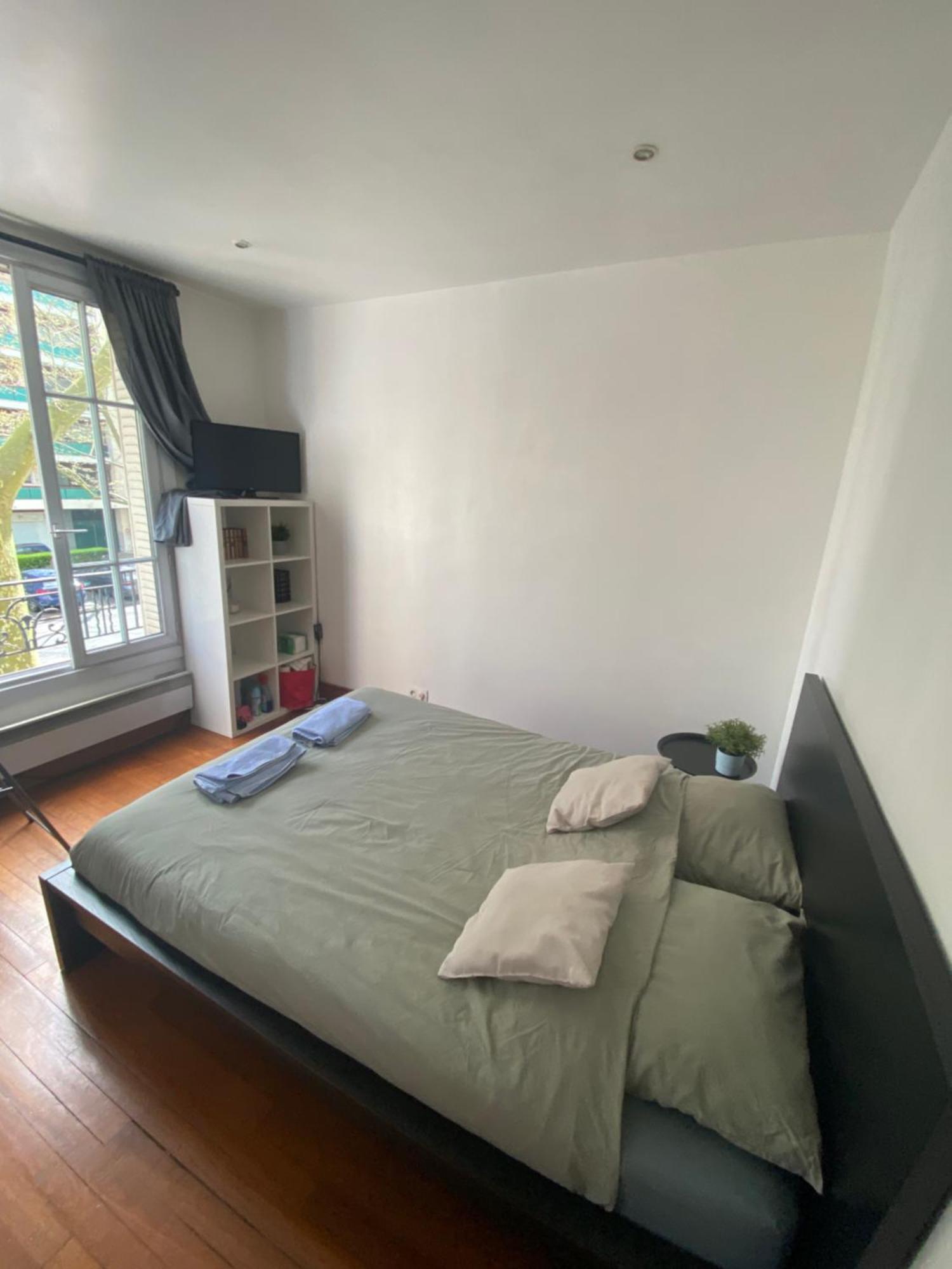 Studio Proche Paris Chaville Exterior photo